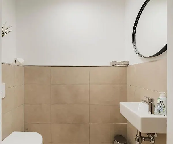 Апартаменты Diamondview Luxury