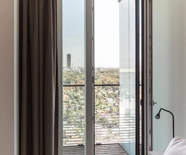 Апартаменты Diamondview Luxury