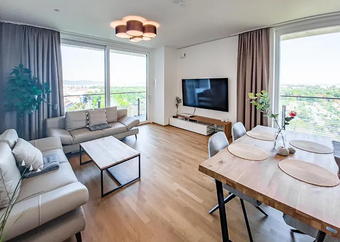 Апартаменты Diamondview Luxury